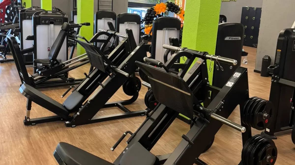 Aparelhos de musculação novos na unidade Evoque Vila Luzita, em Santo André